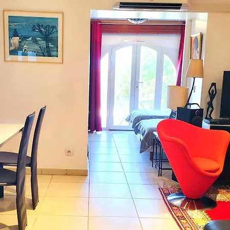 Private Sea Access And Garden In Apartmán Sanary-sur-Mer